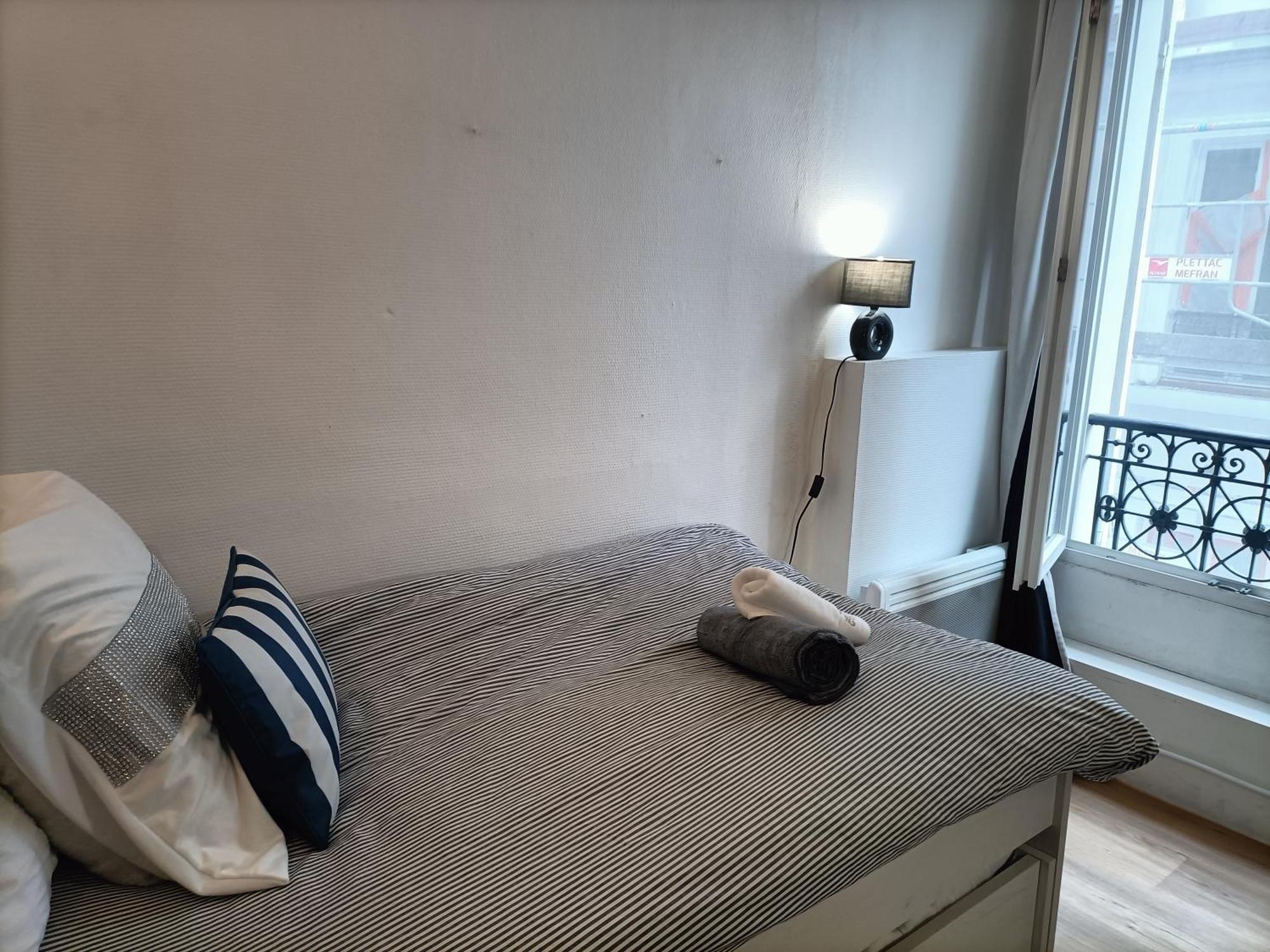 Cosy Arc De Triomphe Champs Elysees Parijs